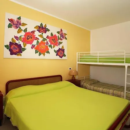Apartment Ferienwohnung Fuer 6 Personen Ca 50 Qm In Bibione, Adriakueste Italien Und Umgebung - B59934 Bibione